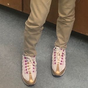 Selling my Air Max 95’s.